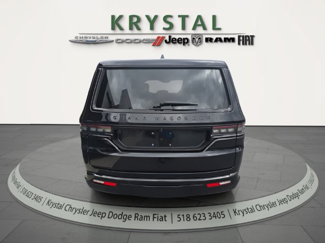 Used 2025 Jeep Grand Wagoneer L Series III w/ Rear Seat Video Group 1 AWD/4WD image 6