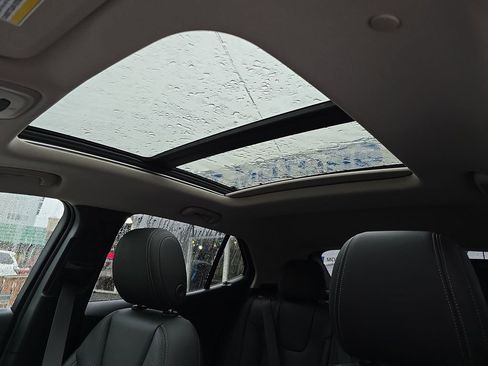 Used 2023 Buick Encore GX Essence w/ Experience Buick Package image 21