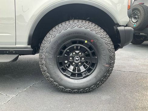 New 2026 Ford Bronco Badlands AWD/4WD image 10