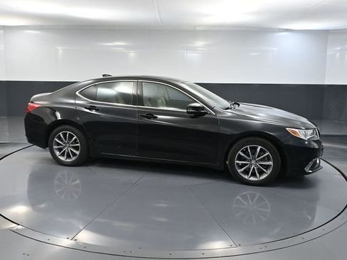 Used 2020 Acura TLX FWD image 3
