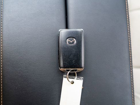 Used 2024 MAZDA CX-90 Plug-In Hybrid w/ Preferred image 32