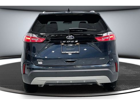 Used 2024 Ford Edge SEL w/ Convenience Package image 6