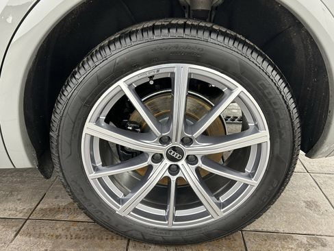 Used 2021 Audi SQ5 Premium Plus w/ Premium Plus Package image 34