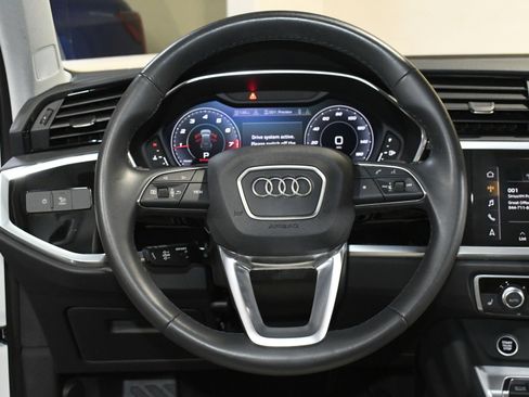 Used 2021 Audi Q3 2.0T Premium Plus w/ Premium Plus Package image 23
