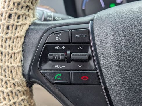 Used 2017 Hyundai Sonata Limited image 21