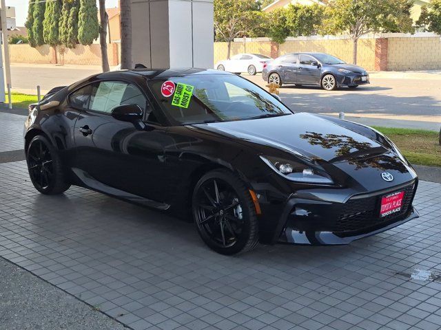 Used 2025 Toyota GR86 Premium w/ ALL Weather Mat Package (TMS) RWD image 3