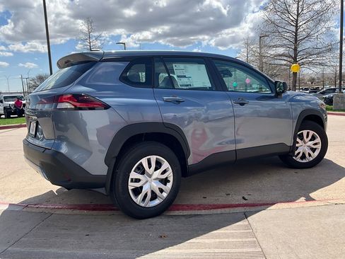 New 2026 Toyota Corolla Cross L image 5