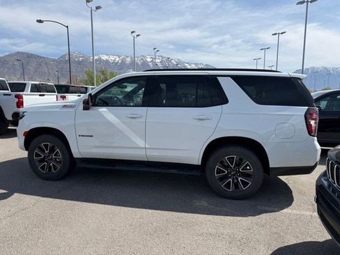 Used 2021 Chevrolet Tahoe Z71 w/ Luxury Package image 4