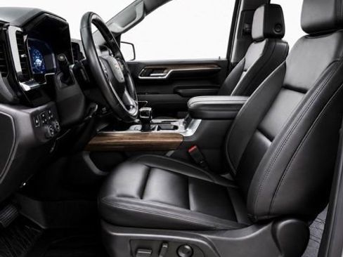 Used 2024 Chevrolet Silverado 1500 RST w/ Convenience Package II AWD/4WD image 15