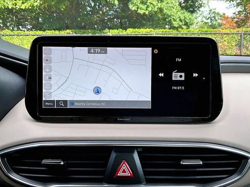 Used 2023 Hyundai Santa Fe SEL FWD image 13
