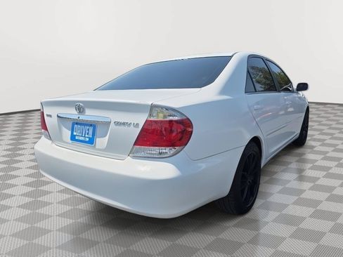 Used 2006 Toyota Camry SE FWD image 4