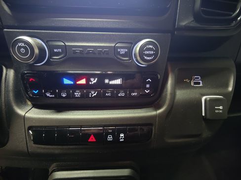 Used 2022 RAM ProMaster 2500 image 29