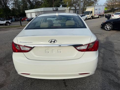 Used 2012 Hyundai Sonata GLS FWD image 6
