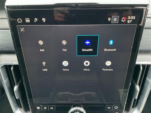 Used 2025 GMC Acadia Elevation image 19