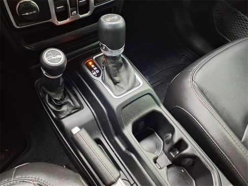 Used 2021 Jeep Wrangler Unlimited Sahara image 52