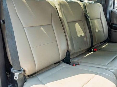 Used 2020 Ford F250 XL w/ Power Equipment Group image 39