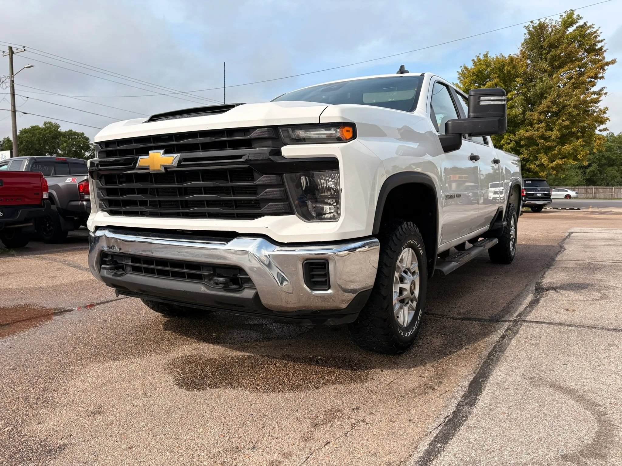 Used 2024 Chevrolet Silverado 2500 W/T w/ WT Fleet Convenience Package AWD/4WD image 4