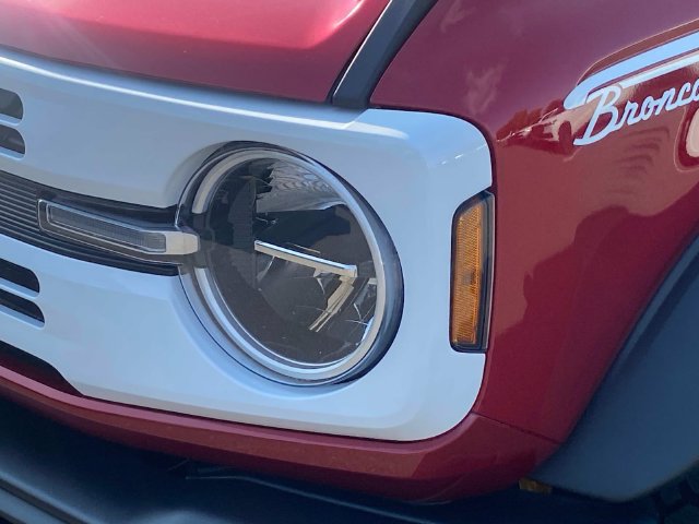 New 2026 Ford Bronco Heritage Edition AWD/4WD image 4