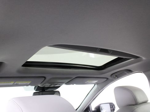 Used 2021 Honda CR-V Touring image 21