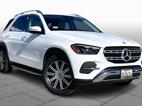 Used 2024 Mercedes-Benz GLE 350 4MATIC image 2