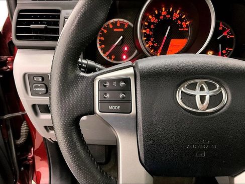Used 2010 Toyota 4Runner Trail AWD/4WD image 11