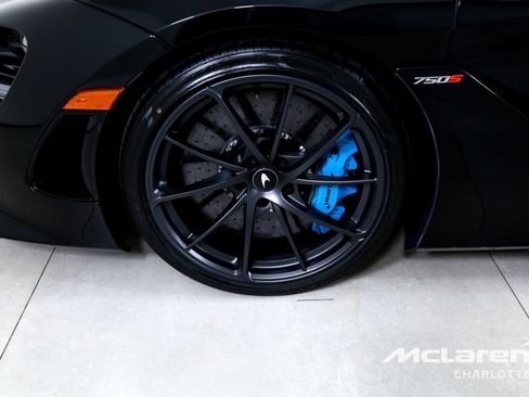 New 2026 McLaren 750S Spider image 28