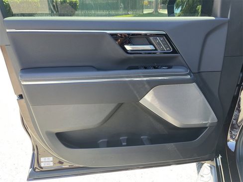 New 2025 GMC Sierra EV Denali image 22