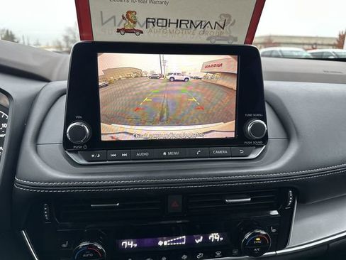 Certified 2022 Nissan Rogue SV w/ SV Premium Package image 17