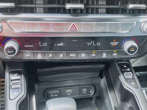 Used 2024 Kia Telluride SX X-Pro AWD/4WD image 16