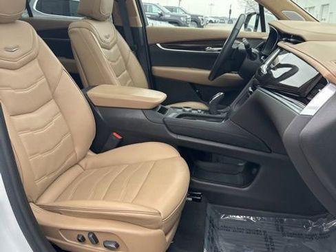 Used 2024 Cadillac XT6 Premium Luxury w/ Platinum Package image 38