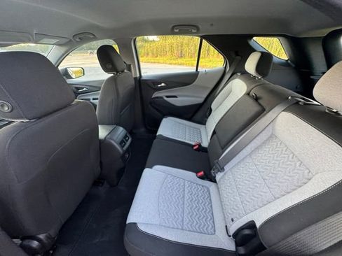 Used 2022 Chevrolet Equinox LS FWD image 29