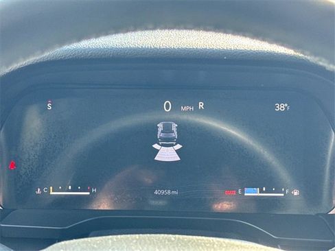 Used 2023 Jeep Grand Cherokee Laredo image 17