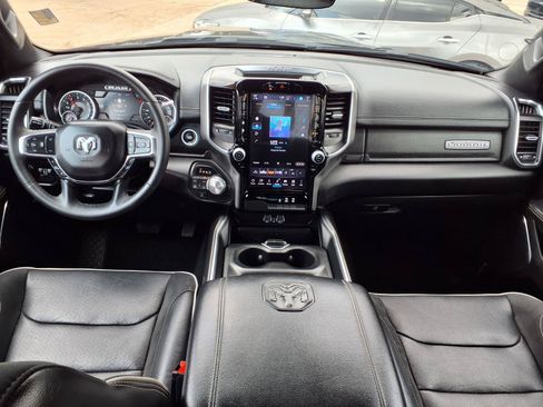 Used 2025 RAM 1500 Laramie AWD/4WD image 5