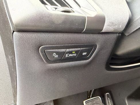 New 2026 BMW iX xDrive45 w/ M Sport Package image 28