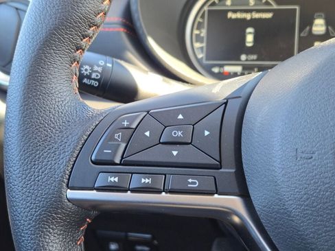 New 2025 Nissan Versa SR w/ Trunk Package image 27