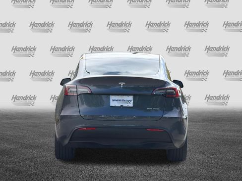 Used 2023 Tesla Model Y AWD image 6