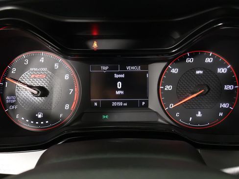 Used 2024 Chevrolet Trax RS w/ Sunroof Package FWD image 40