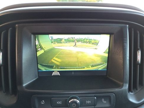 Used 2019 Chevrolet Colorado W/T image 7