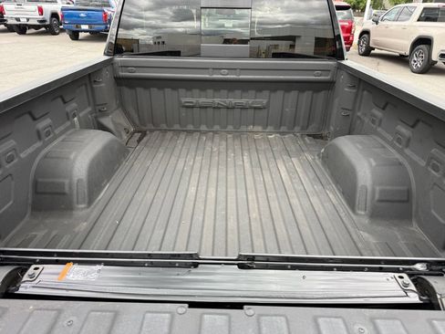 Used 2023 GMC Sierra 1500 Denali AWD/4WD image 8