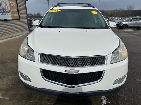 Used 2011 Chevrolet Traverse LT w/ Personal Connectivity Package image 2
