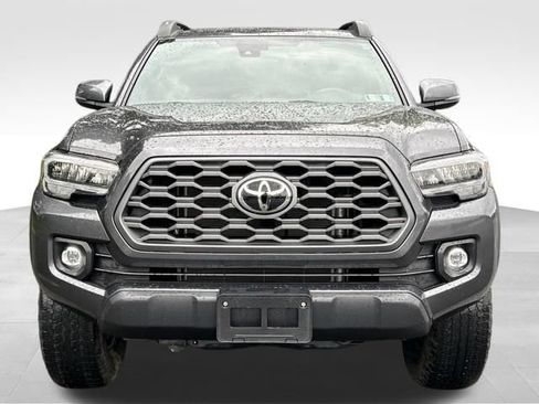 Certified 2023 Toyota Tacoma TRD Off-Road w/ Technology Package AWD/4WD image 8