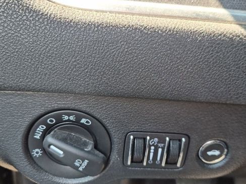 Used 2016 Dodge Charger SXT AWD/4WD image 11