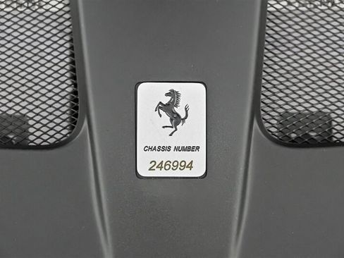 Used 2019 Ferrari 812 Superfast RWD image 17