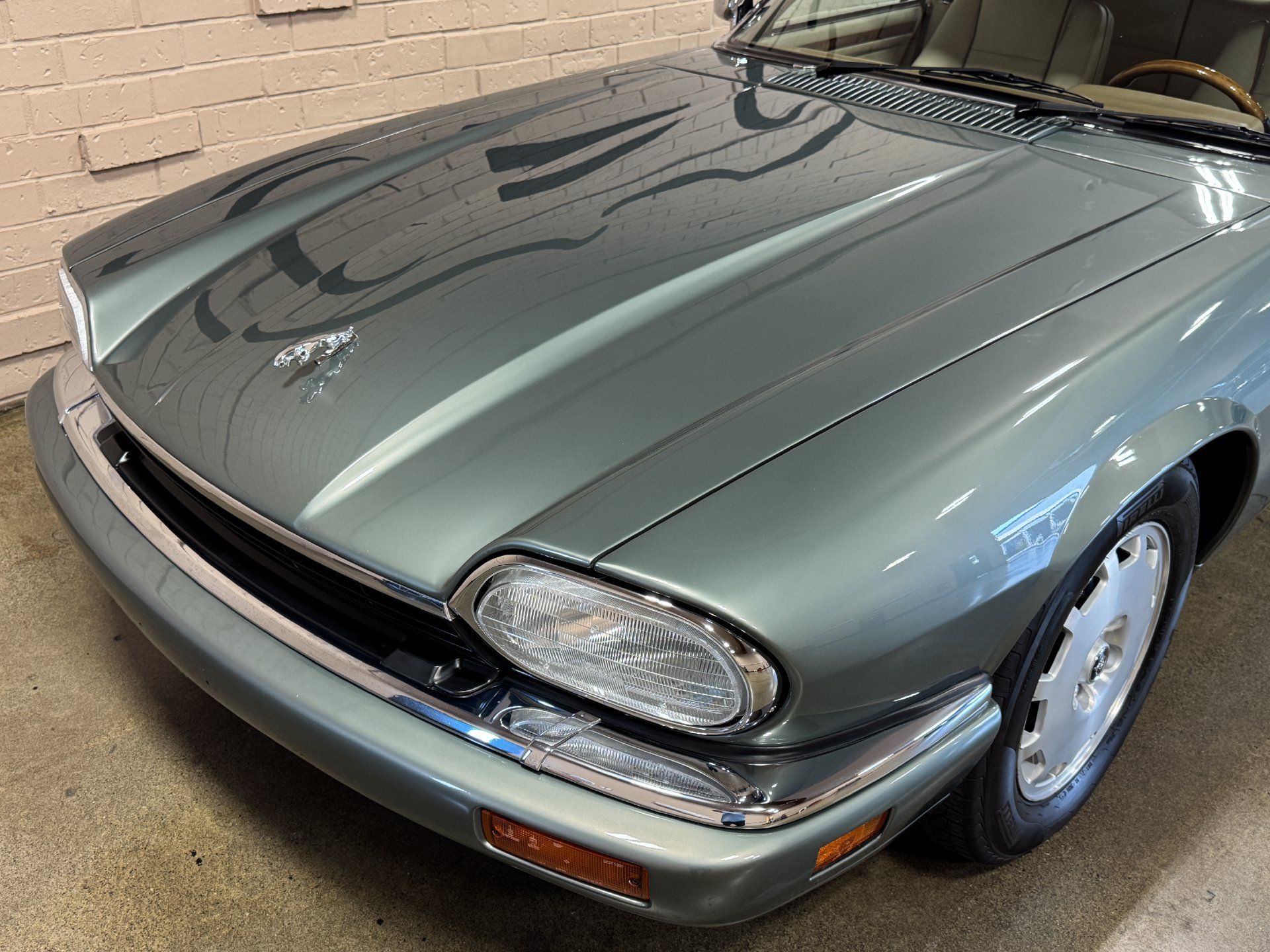 Used 1996 Jaguar XJS 4.0 Convertible RWD image 29