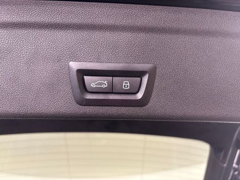 Used 2025 BMW X6 xDrive40i AWD/4WD image 35