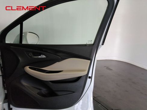 Used 2020 Buick Envision Essence image 42