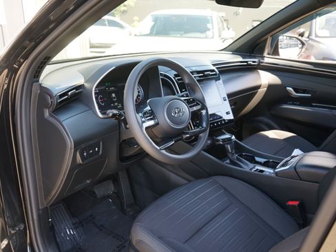 Used 2024 Hyundai Santa Cruz SEL AWD/4WD image 16