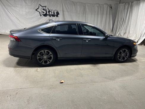 Used 2023 Honda Accord EX image 8