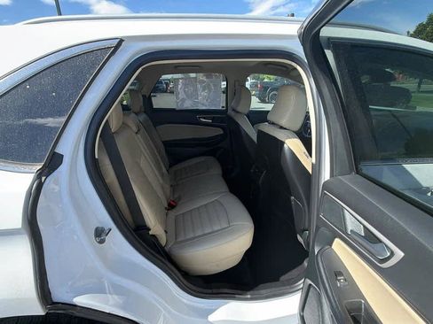 Used 2022 Ford Edge SEL w/ Convenience Package AWD/4WD image 24