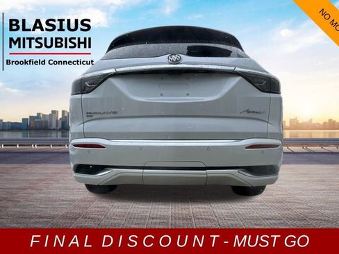 Used 2022 Buick Enclave Avenir image 45